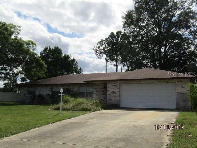 1st image of 605 Hillside Cir