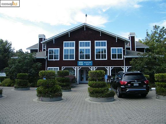 2nd image of 222 Marina Lakes Dr
