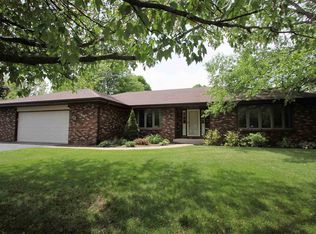 11894 Pony Ln, Belvidere, IL 61008