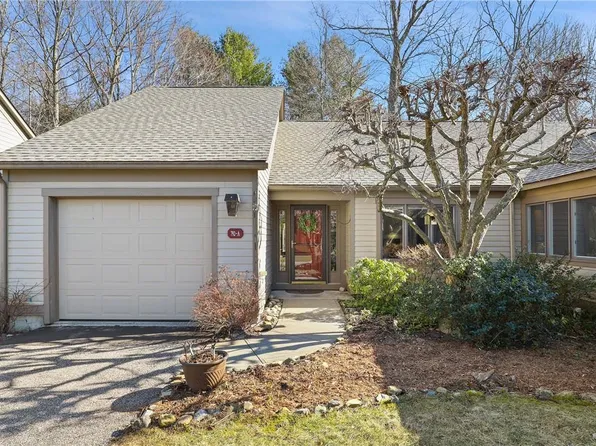 792 Heritage Hills #A, Somers, NY 10589