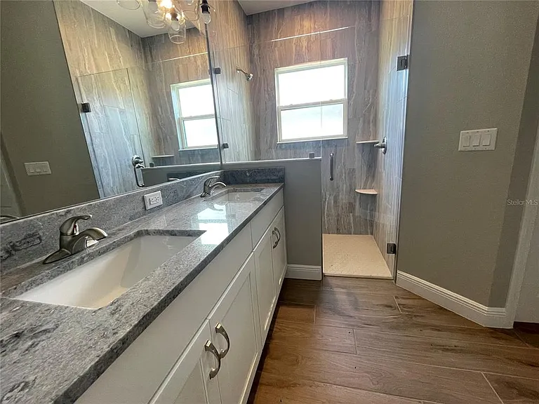 7345 SE 26th Dr — Photo 12