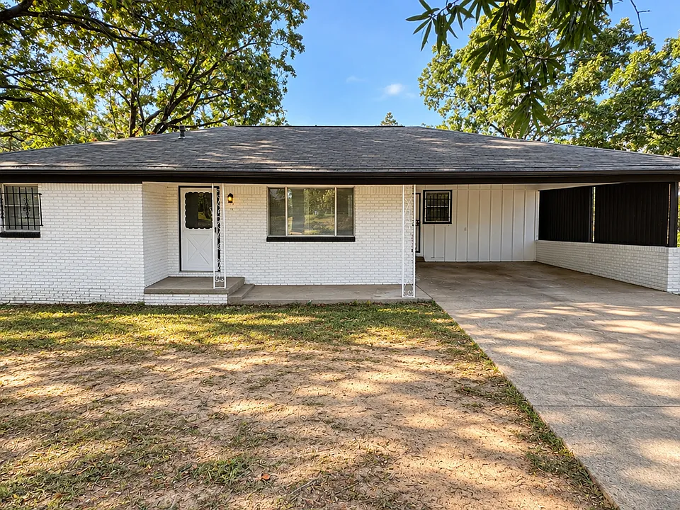 400 W Scenic Dr