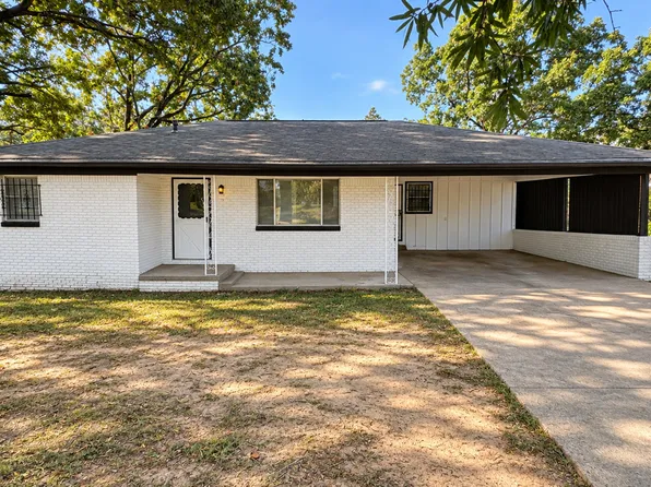 400 W Scenic Dr, N Little Rock, AR 72118