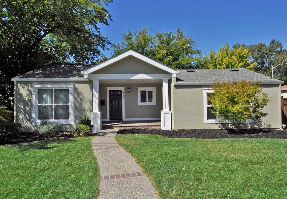 1st image of 408 Amaral Cir