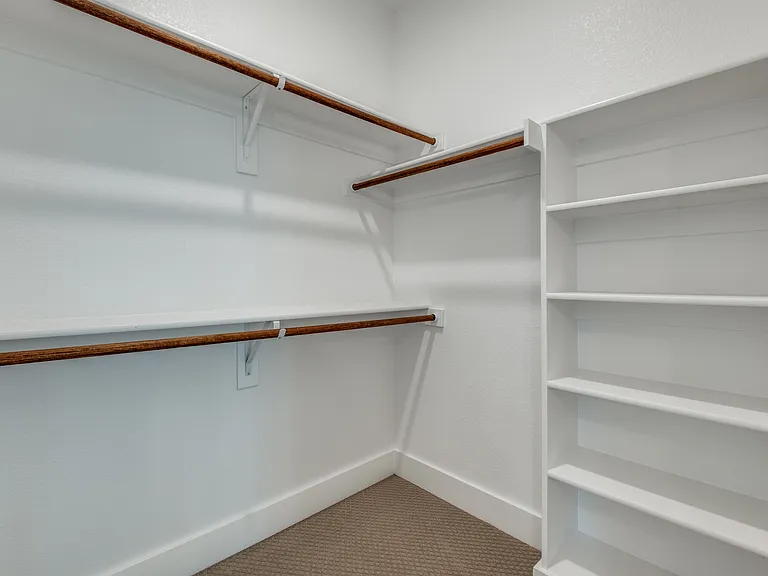1805 Granite Falls Ct — Photo 16