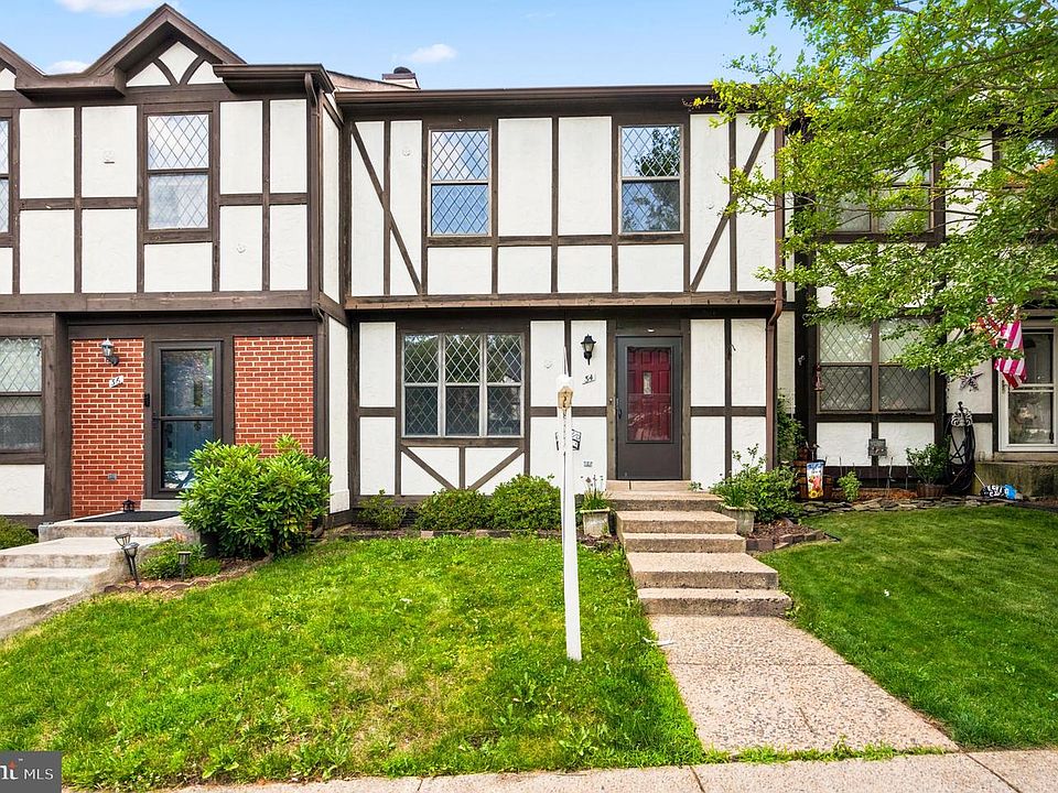 1st image of 34 Millard Ct