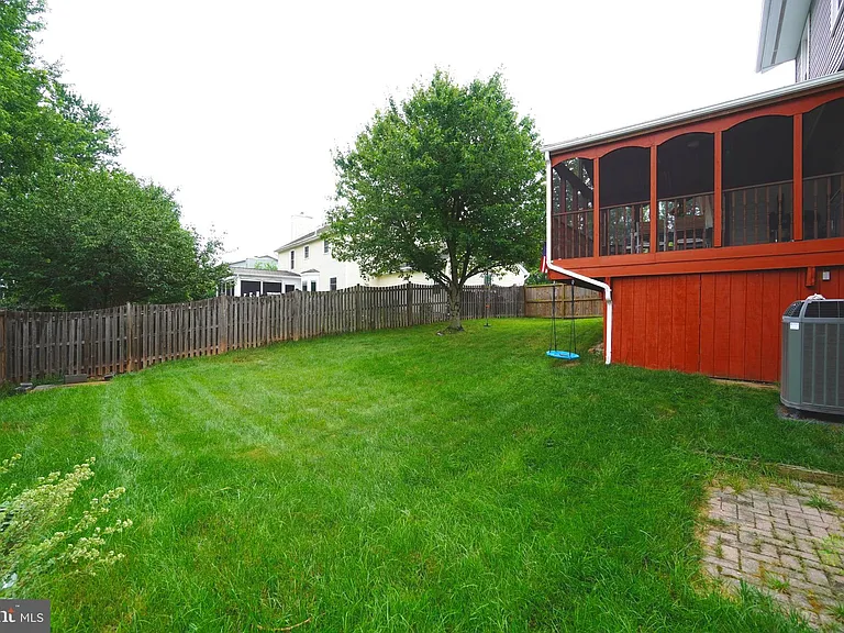 1432 Powells Tavern Pl — Photo 28