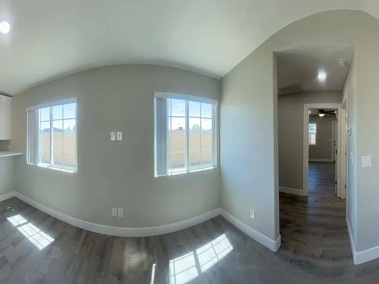 396 Riverfront Dr — Photo 15