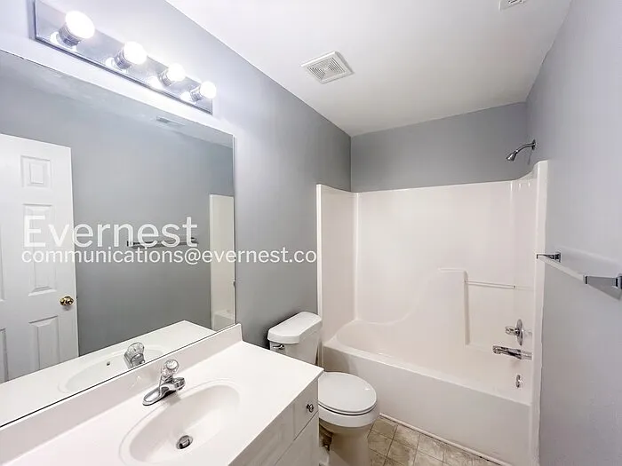 632 Parkside Cir — Photo 14