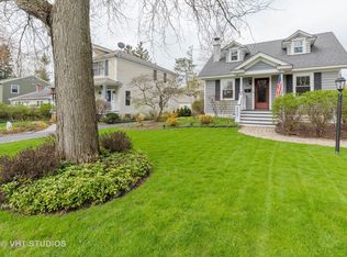 740 Norton Ave, Mundelein, IL