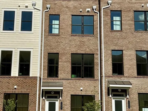 13801 Chrisswind Ave, Woodbridge, VA 22191