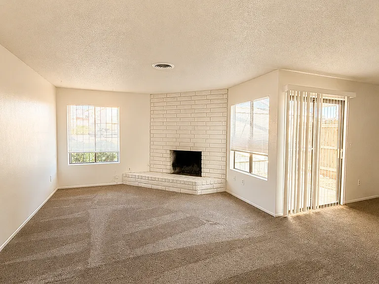 4501 Isla Verde St #A-D — Photo 2