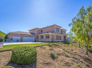 2019 Ridgeview Dr, Redlands, CA 92373