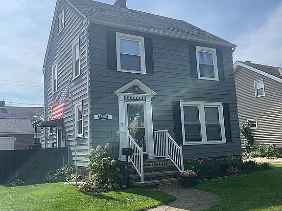 3rd image of 16601 Melgrave Ave