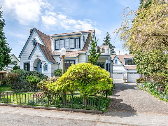 2nd image of 3025 Maringo Road SE