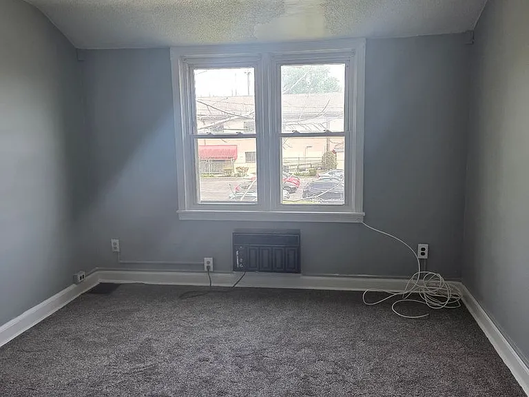 403 Greenhill Ave — Photo 14