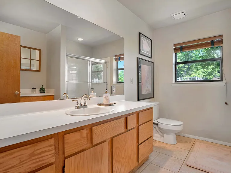 Schoolhouse Dr — Photo 18