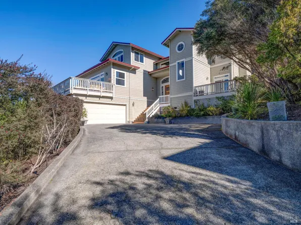 1011 Glen Eagle Drive, Petaluma, CA 94952