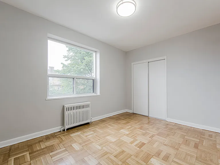 130 Jameson Ave — Photo 63