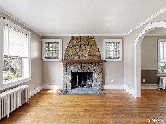 3rd image of 31 Starkweather Street