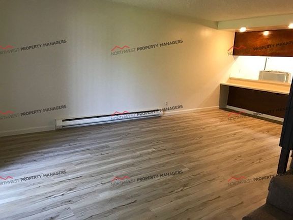 2nd image of 1505 Lewis St #1-16