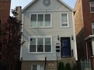1634 W Nelson St #2, Chicago, IL 60657