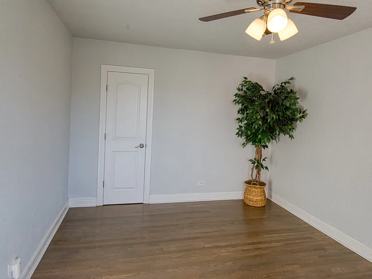 85 N Grant St #35 — Photo 13