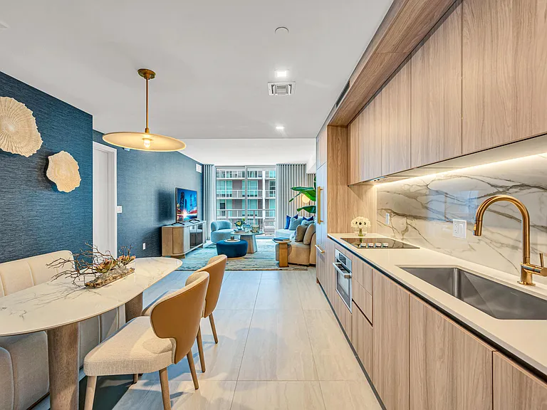 Model Kitchen/ Dining