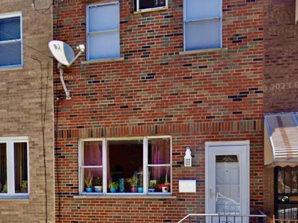 2221 S 13th St, Philadelphia, PA 19148