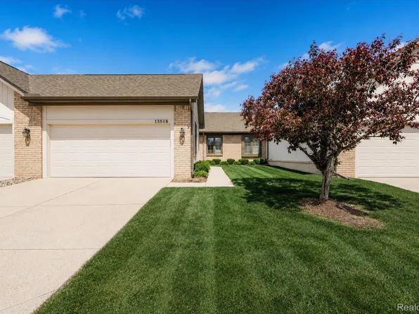 13518 Highland Cir, Sterling Heights, MI 48312