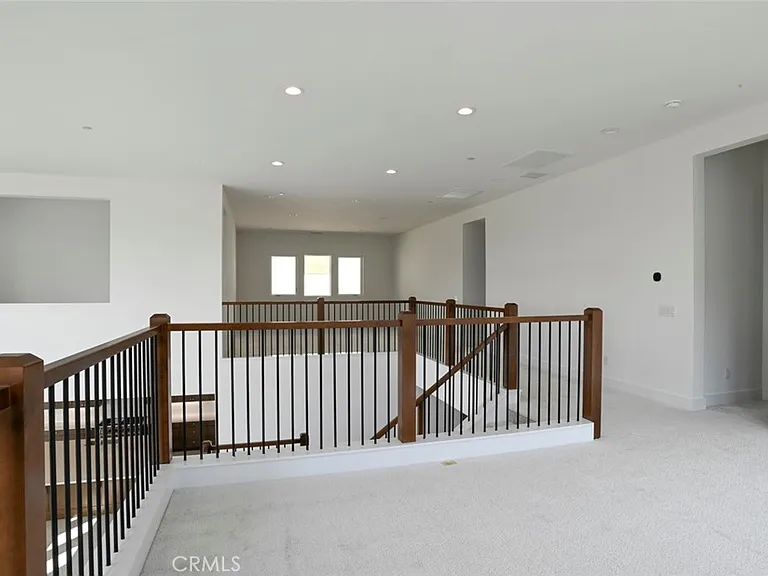 20552 Edgewood Ct — Photo 40