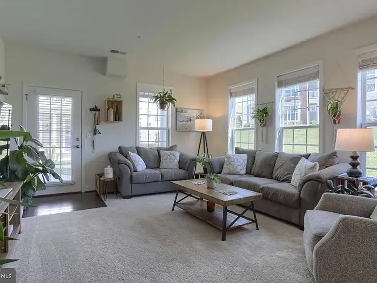 670 Whitetail Dr — Photo 6