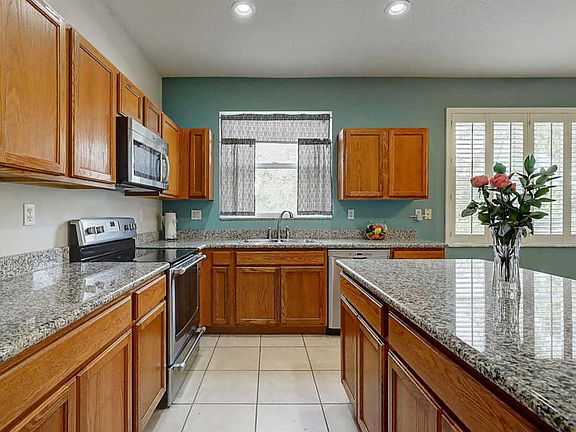 3rd image of 1426 Magliano Dr