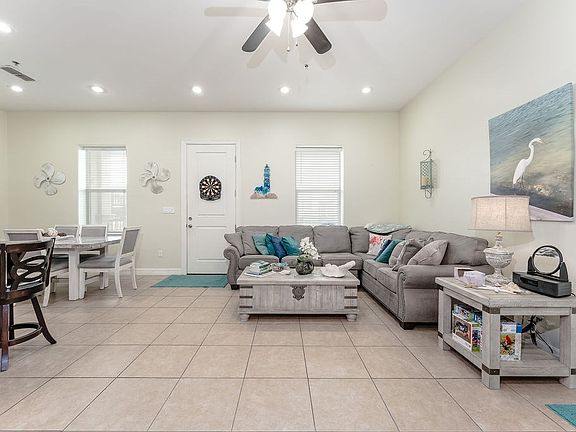 4th image of 104 W Morningside Dr Unit 2