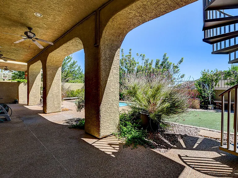 408 Silver Prairie Ct — Photo 60