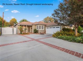 8932 Geyser Ave, Northridge, CA 91324