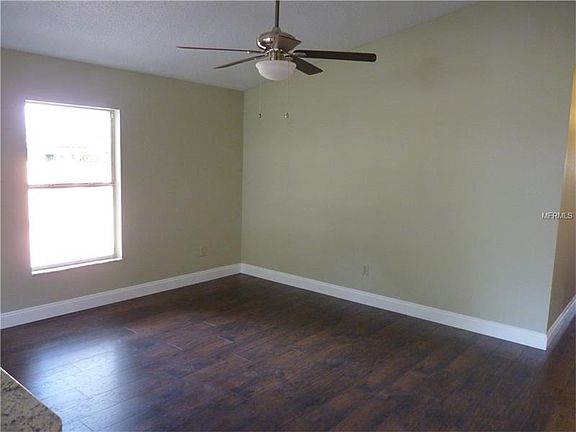 5th image of 2509 Lake Wade Ct