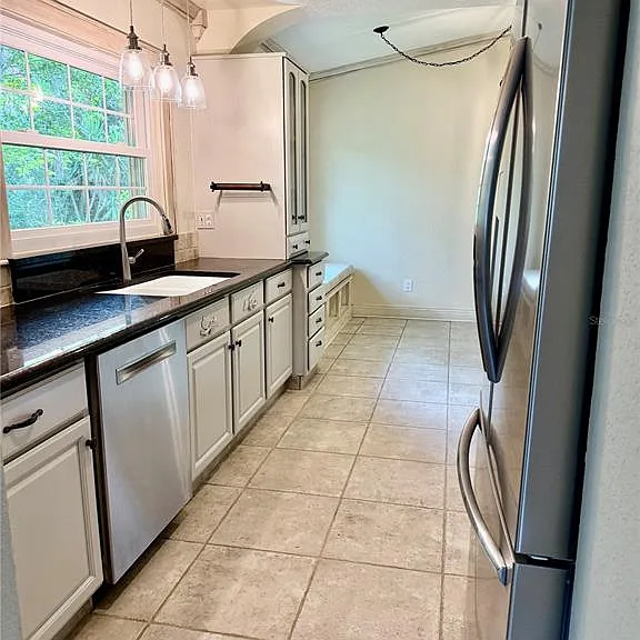 430 Gehr Ln — Photo 8