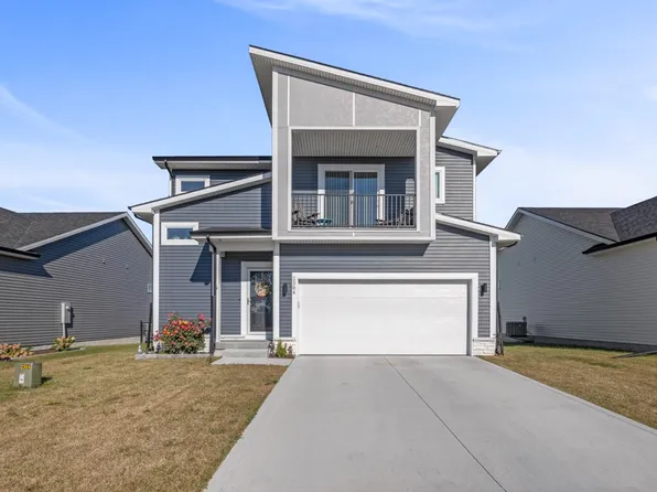 2304 Paine St NE, Bondurant, IA 50035