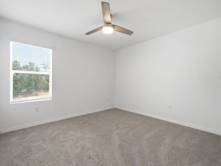 2868 Gardiner Ln — Photo 32