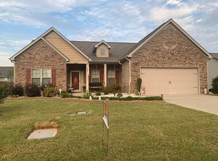 2805 Tara Ct, Opelika, AL 36804