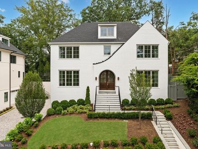 2920 Chesapeake St NW, Washington, DC, 20008