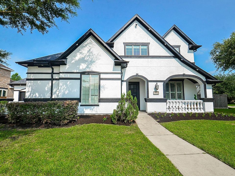 1st image of 11215 Saronno Dr
