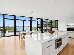 314 Dune Rd, Westhampton Beach, NY 11978