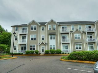 6108 Pearl St, Essex Junction, VT 05452