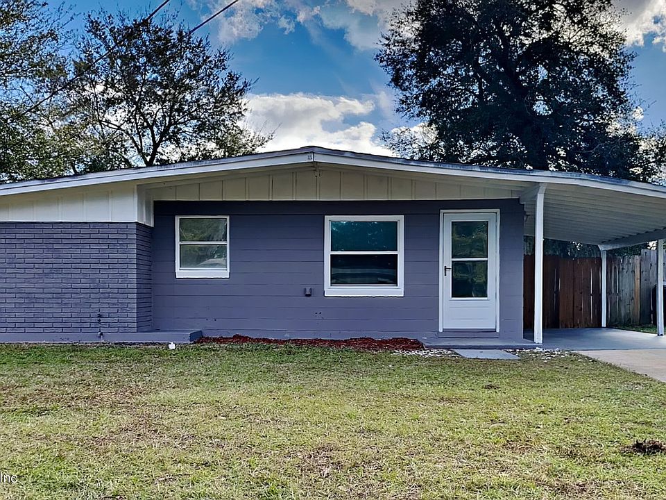 1st image of 390 SONORA Drive