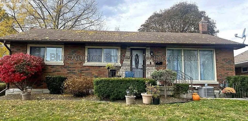 36 3rd Ave