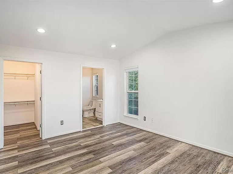 13439 Forest Ridge Blvd — Photo 7