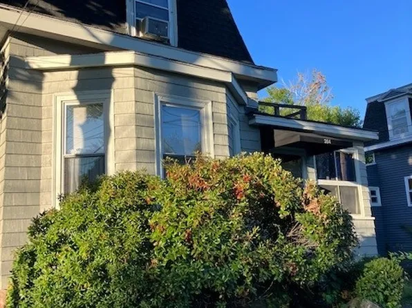 264 Franklin St #266, Melrose, MA 02176