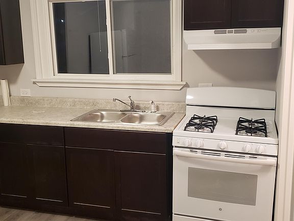 2nd image of 568 Sunderlin St #1